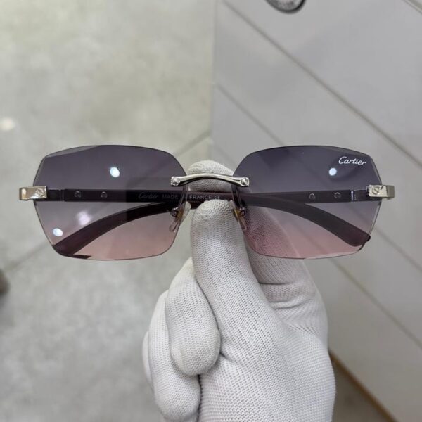 ‏نظارة مستوحى من ماركة كارتير