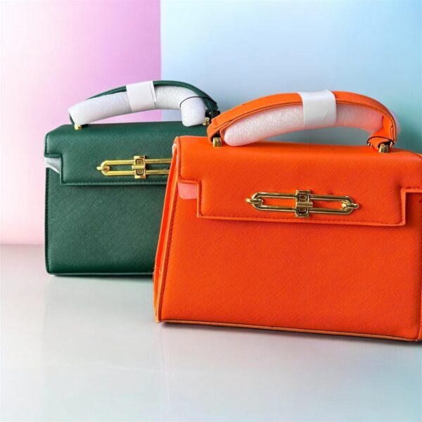 حقائب نسائيه