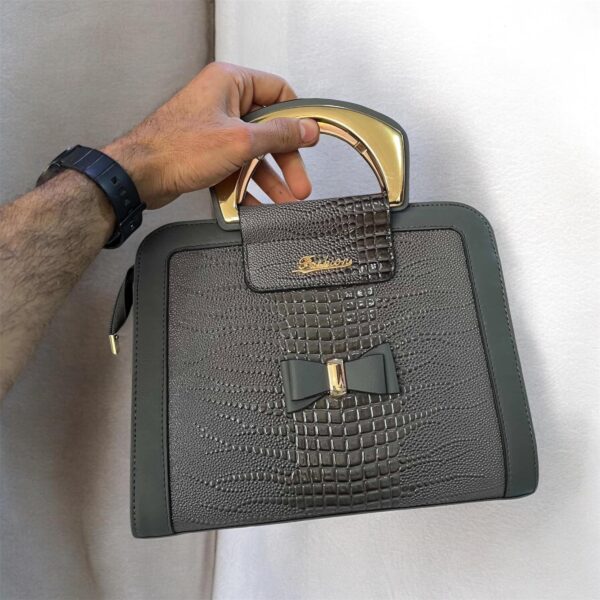 حقائب نسائيه