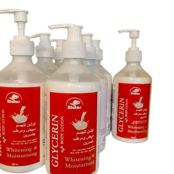 مرطب ومبيض للجسم