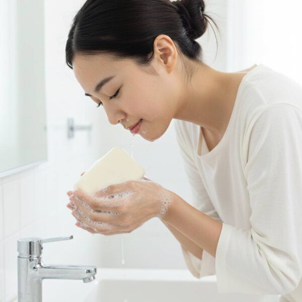 Eleva Bar Soap صابونة ايلفا - Image 4